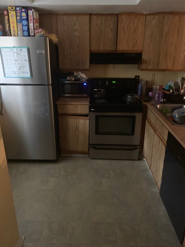 2965 Dove Haven Ct, Unit F in Charleston, SC - Building Photo - Building Photo