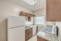Kitchen - City View Apartments in Los Angeles, California