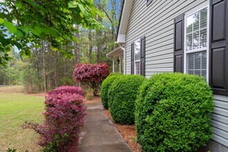 89 Sandpiper Dr in Whispering Pines, NC - Building Photo - Building Photo