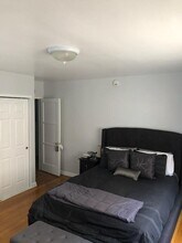 127 N Clark Dr, Unit 1/4 in Beverly Hills, CA - Building Photo - Building Photo