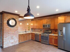 78 W Market St, Unit #2 in Bethlehem, PA - Building Photo