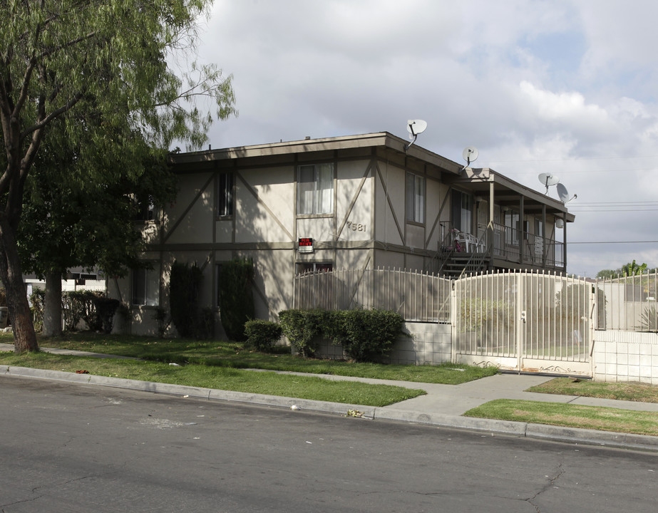 7581 Jackson Way in Buena Park, CA - Building Photo