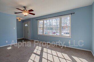 105 Shadecrest Dr in Mauldin, SC - Building Photo - Building Photo