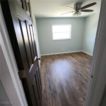 1021 NE 8th Terrace in Cape Coral, FL - Building Photo - Building Photo