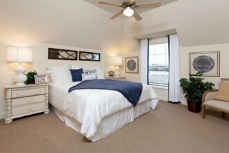 1101 Paris Dr in Roseville, CA - Building Photo - Building Photo