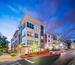 Atelier in Silver Spring, MD - Foto de edificio - Building Photo