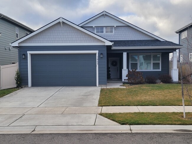 property at 1869 N Skagit Dr