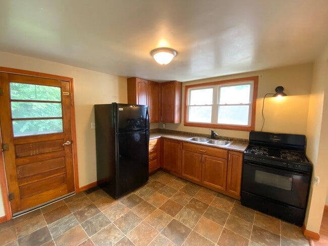 909 Meadow Ave in East Peoria, IL - Building Photo - Building Photo