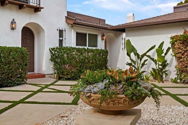 752 Casiano Dr in Santa Barbara, CA - Building Photo - Building Photo