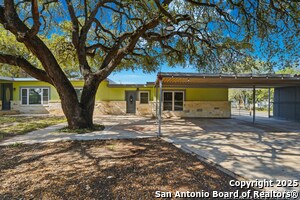 8609 Abe Lincoln Rd in San Antonio, TX - Building Photo