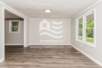 315 Bay St in Warner Robins, GA - Foto de edificio - Building Photo