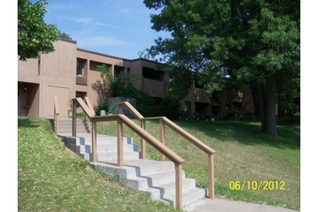 Country Terrace Apartments in Brainerd, MN - Building Photo