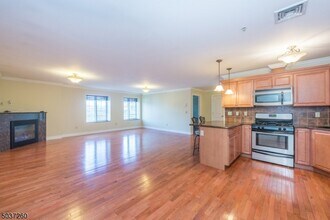 510 Franklin Ave in Nutley, NJ - Building Photo - Building Photo