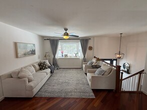 6408 Glasgow Cir in Sykesville, MD - Building Photo - Building Photo