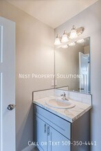 650 Hargraves Ave NE in Royal City, WA - Building Photo - Building Photo