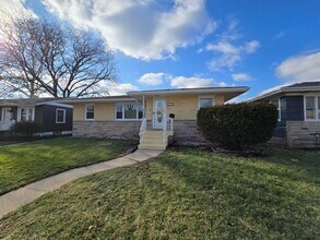 7230 Beech Ave in Hammond, IN - Foto de edificio - Building Photo