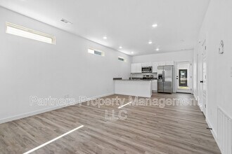 881 Ventnor Ave in Centerton, AR - Building Photo - Building Photo