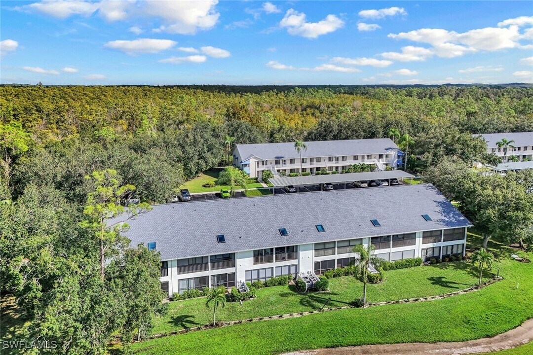 12500 Cold Stream Dr in Ft. Myers, FL - Building Photo