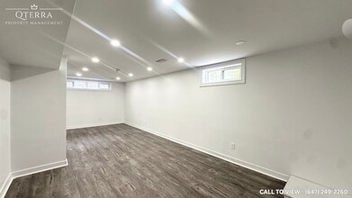 952 Farnham Rd in London, ON - Building Photo - Building Photo