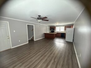 326 N 6th St in Monmouth, IL - Building Photo - Building Photo