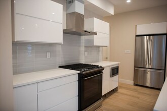 14 Willis St, Unit 1 in Boston, MA - Building Photo - Building Photo