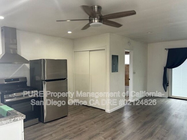 43 E J St in Chula Vista, CA - Building Photo - Building Photo