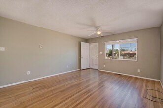 306 Stanford Dr SE in Albuquerque, NM - Building Photo - Building Photo