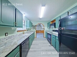 612 Moss Dr in Crestview, FL - Building Photo - Building Photo