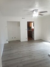 389 S Tremont St in Tremonton, UT - Building Photo - Building Photo