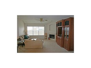 1009 Greenbend Dr in Denton, TX - Building Photo - Building Photo