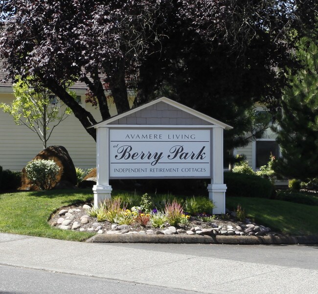 Avamere Retirement Living at Berry Park in Oregon City, OR - Foto de edificio - Building Photo