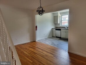 146 Suburban Terrace in Stratford, NJ - Building Photo - Building Photo