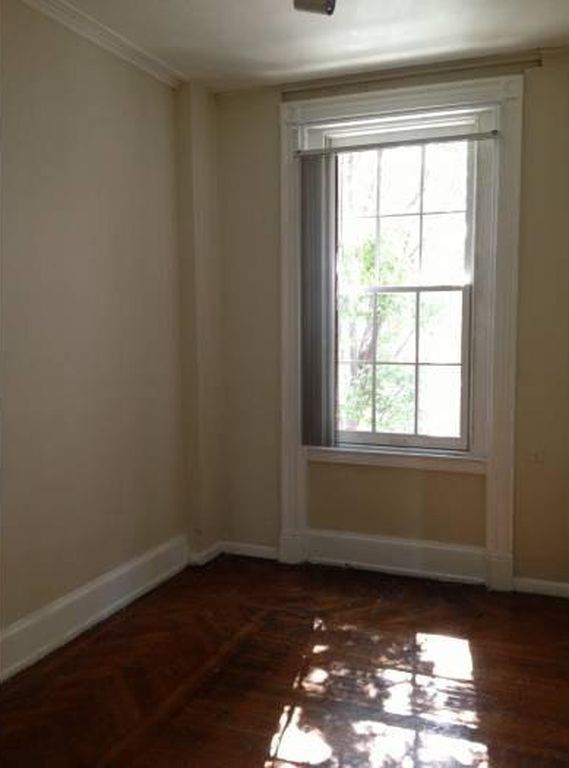 1229 Spruce St, Unit 2F photo'