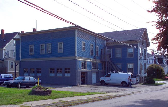 37 South St in Foxboro, MA - Building Photo - Building Photo