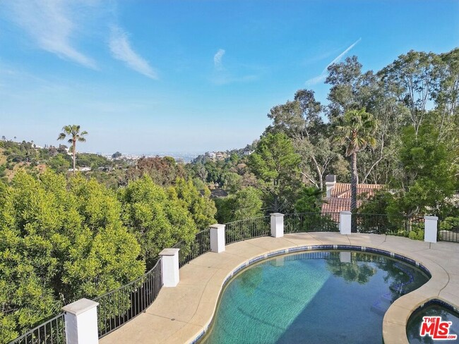 property at 8171 Tianna Rd