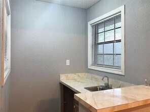 1129 Bent Oaks Dr in Denton, TX - Building Photo - Building Photo