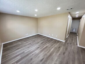 467 Lombard St in Orange Park, FL - Building Photo - Building Photo