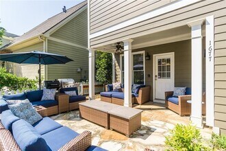 1677 Barfield Run NW in Atlanta, GA - Building Photo - Building Photo