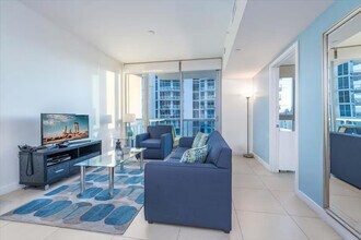 6551 Collins Ave in Miami Beach, FL - Building Photo - Building Photo