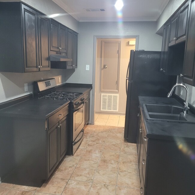 7801 Unity Dr in New Orleans, LA - Building Photo - Building Photo