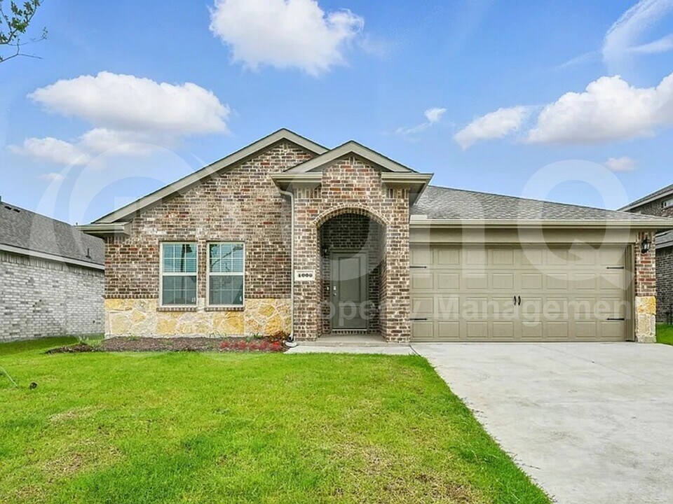 4000 Turquoise Ave in Celina, TX - Building Photo
