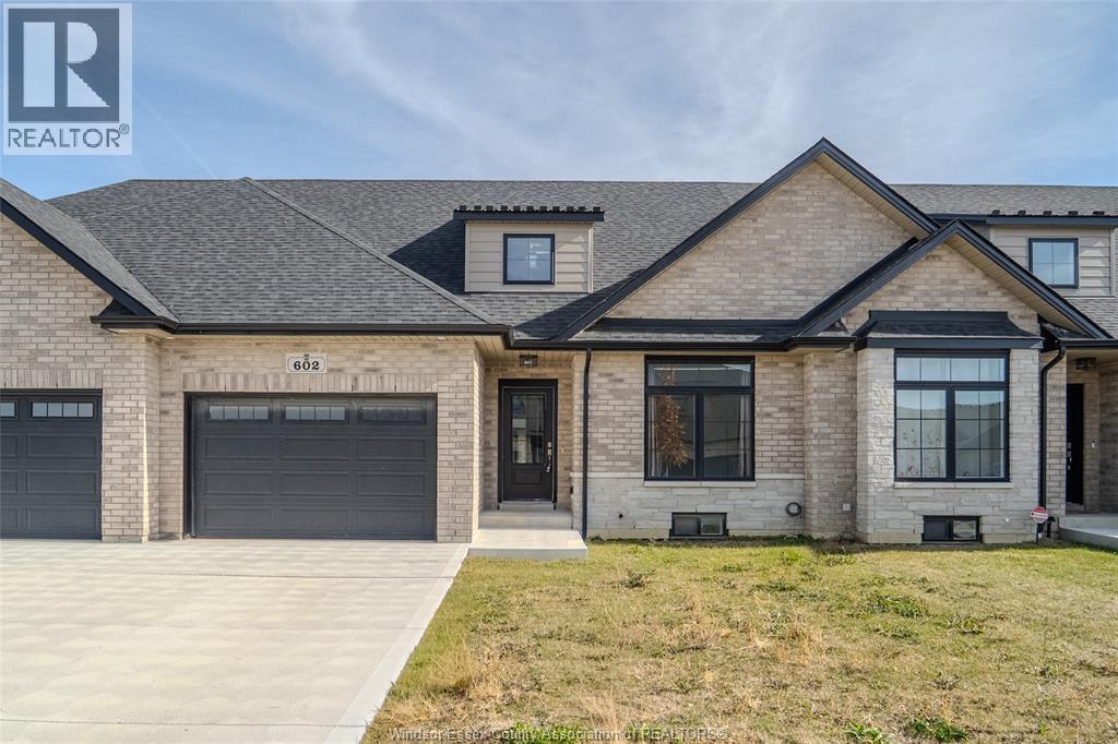 602 Hacket Rd in Amherstburg, ON - Building Photo