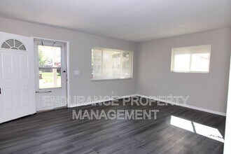 3448 Ringwood St in Cincinnati, OH - Building Photo - Building Photo