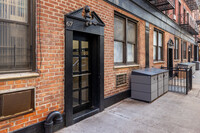 67 Sullivan St in New York, NY - Building Photo - Building Photo