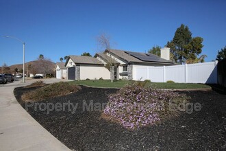 29190 Crestline Dr in Menifee, CA - Building Photo - Building Photo