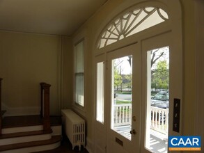 415 Lexington Ave in Charlottesville, VA - Foto de edificio - Building Photo