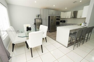 3460 NW 21 St in Coconut Creek, FL - Building Photo - Building Photo