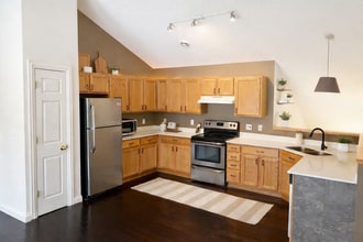 1102 Bergmann Dr in Stillwater, MN - Building Photo - Building Photo