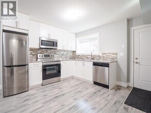 24302-2101A 101a Ave in Maple Ridge, BC - Building Photo - Building Photo