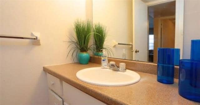 4300 Shaver St in Houston, TX - Building Photo - Building Photo